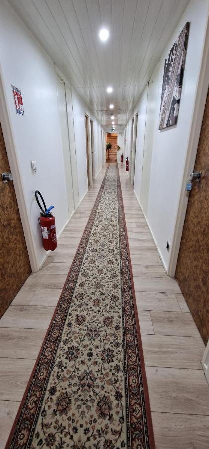 Kyriad Direct Arpajon Exteriör bild