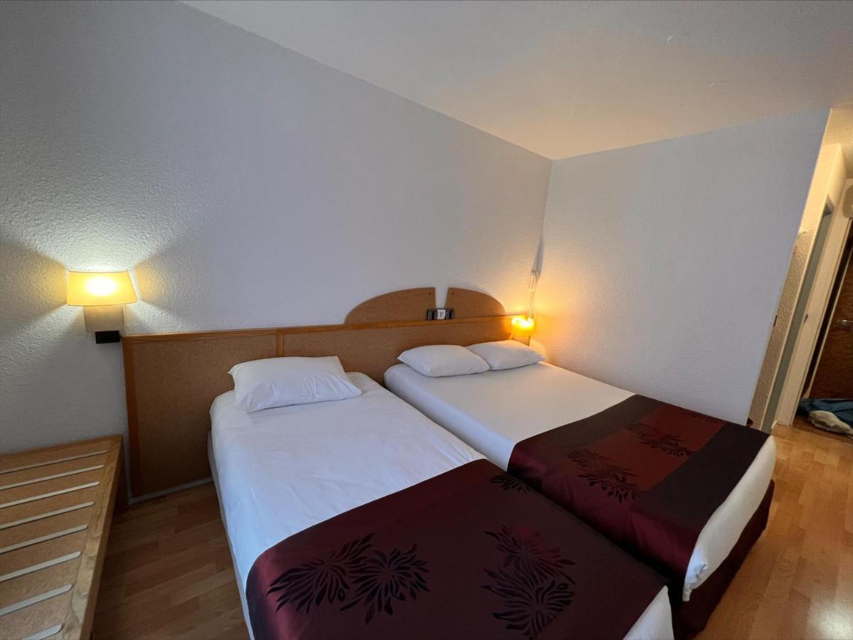 Kyriad Direct Arpajon Exteriör bild